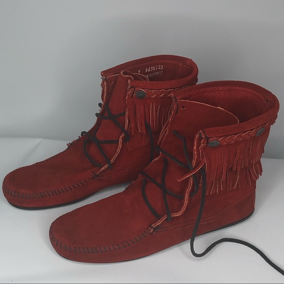 Minnetonka Shoes - Minnetonka Fringe Moccasins